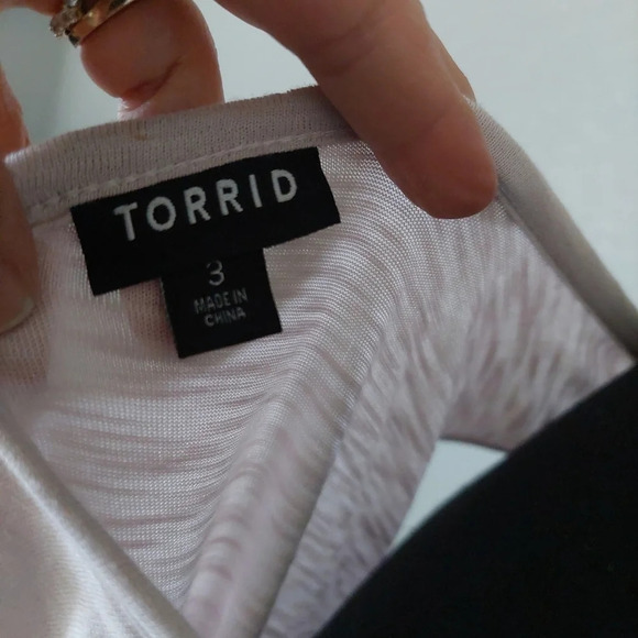 Torrid Slub Embroidered Lace Yoke Tank Lilac purple floral 3X - Picture 10 of 10